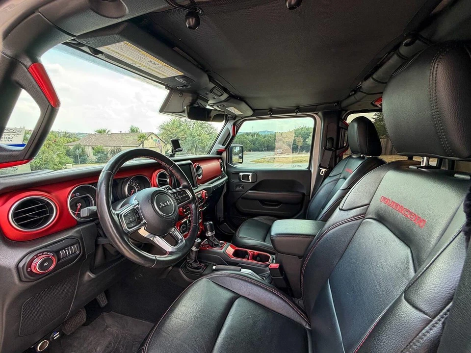 2020 Jeep JL Wrangler - Image 27 of 31