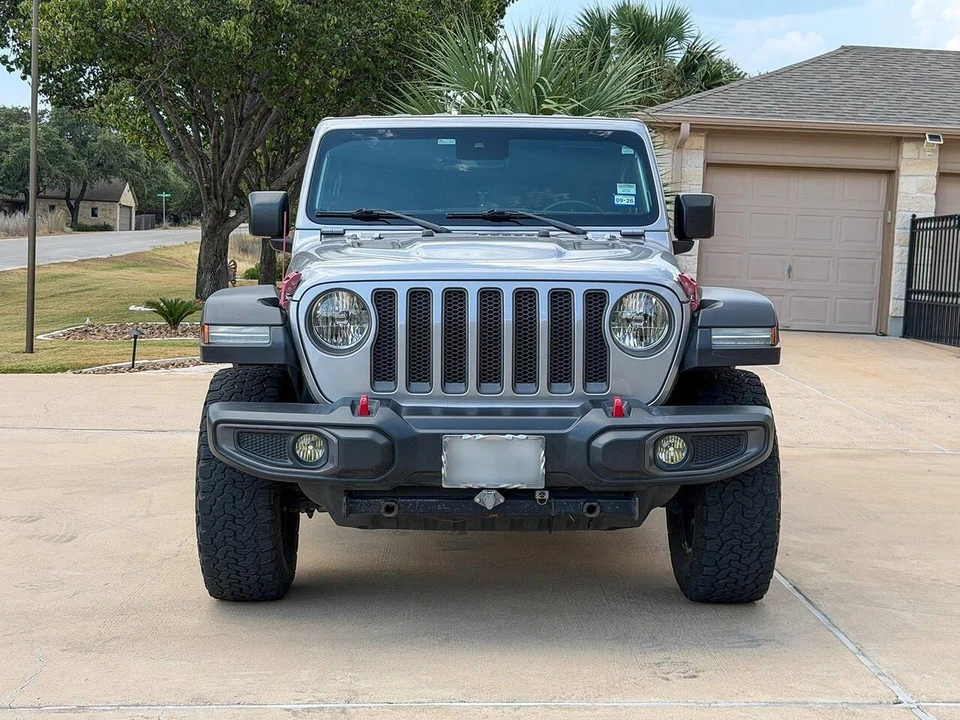 2020 Jeep JL Wrangler - Image 2 of 31