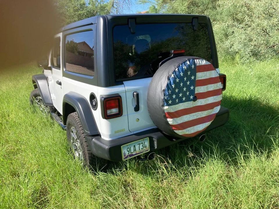 2020 Jeep JL Wrangler - Image 4 of 4