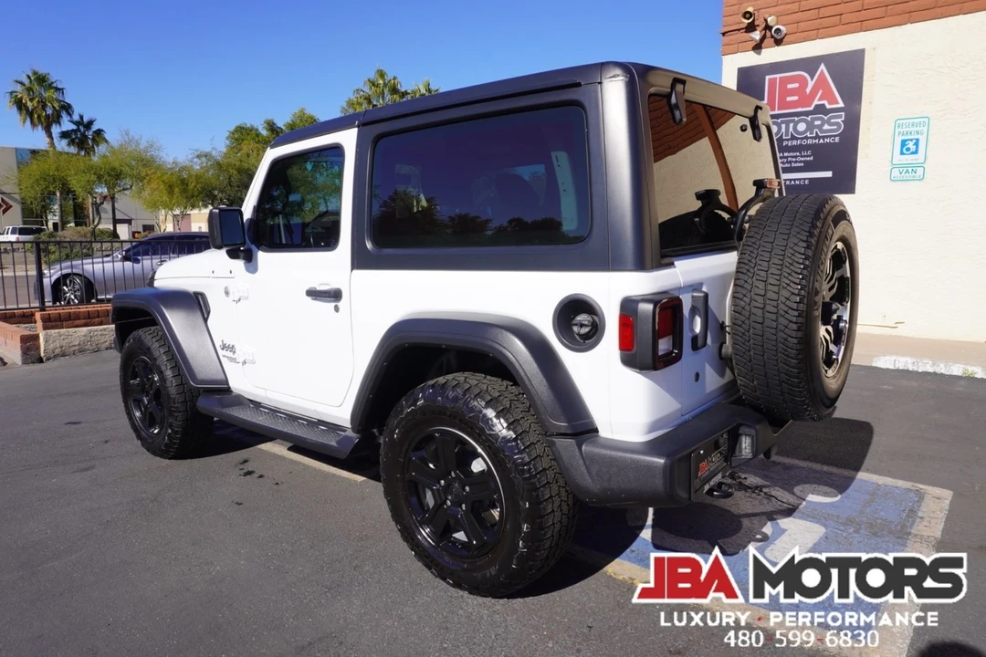 2020 Jeep JL Wrangler - Image 4 of 12