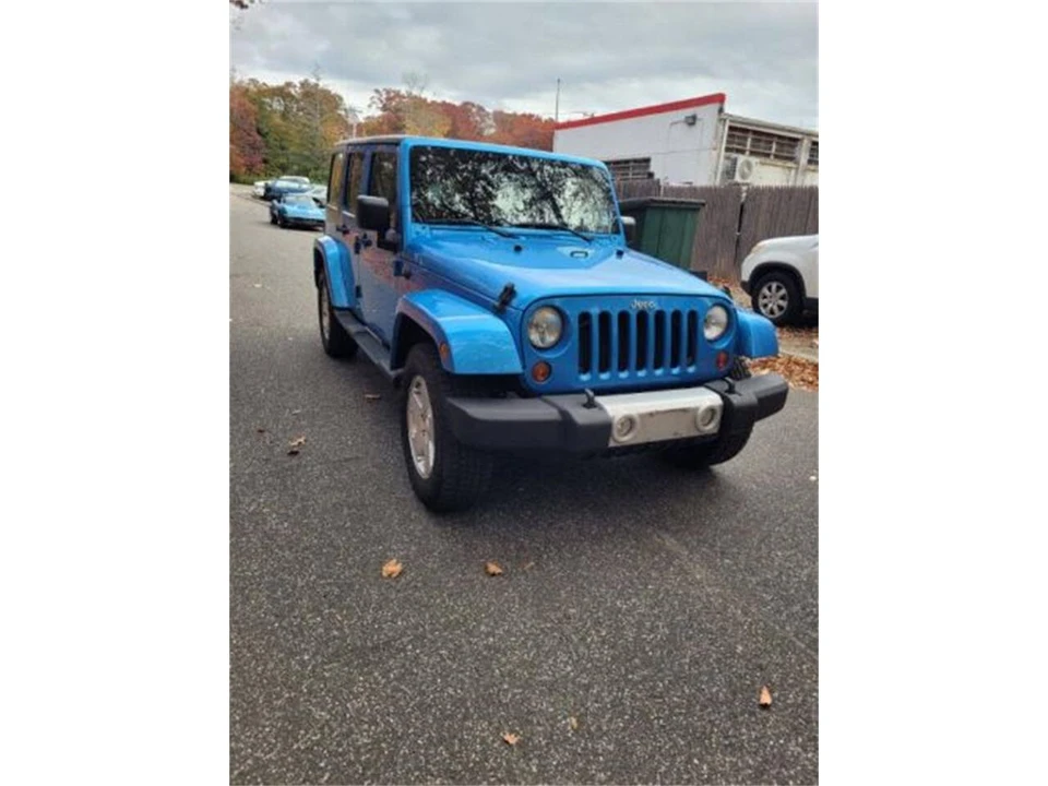 2020 Jeep JL Wrangler - Image 6 of 13