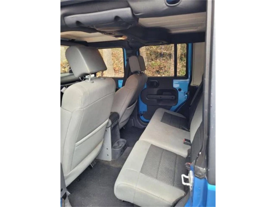 2020 Jeep JL Wrangler - Image 2 of 13