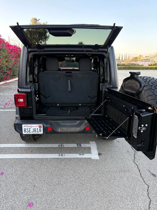 2020 Jeep JL Wrangler - Image 12 of 15