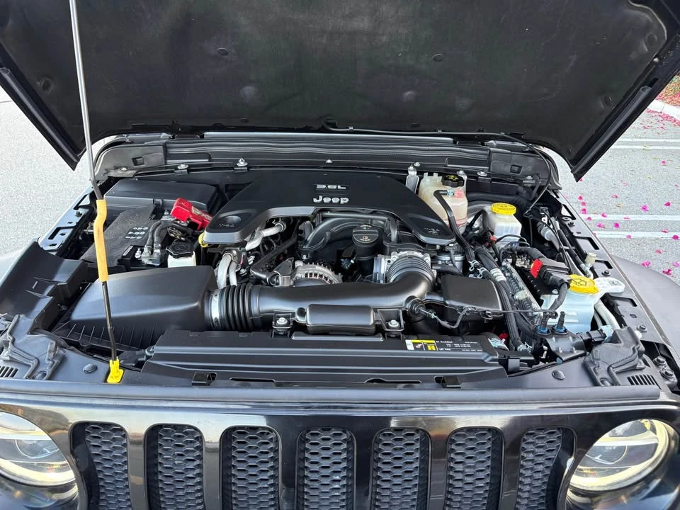 2020 Jeep JL Wrangler - Image 9 of 15