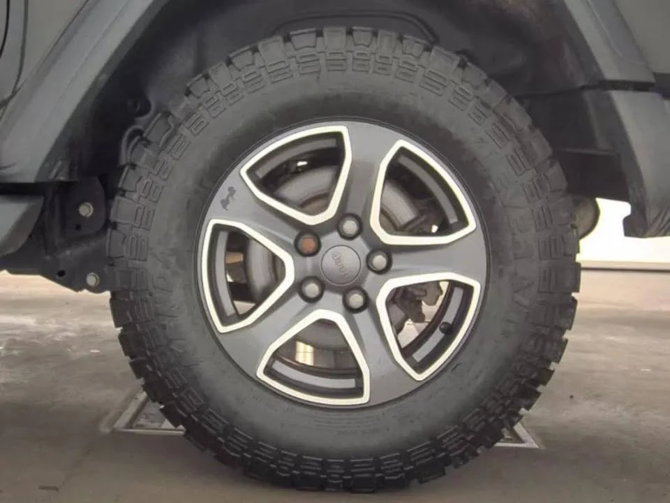 2020 Jeep JL Wrangler - Image 11 of 19