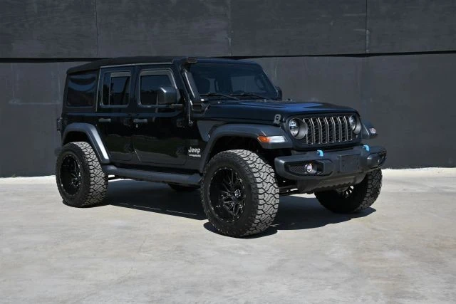 2020 Jeep JL Wrangler - Image 2 of 31
