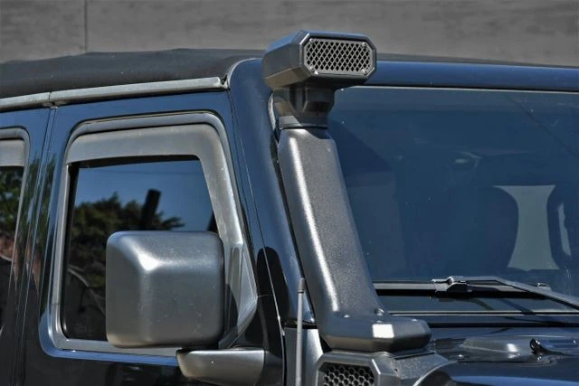 2020 Jeep JL Wrangler - Image 16 of 31