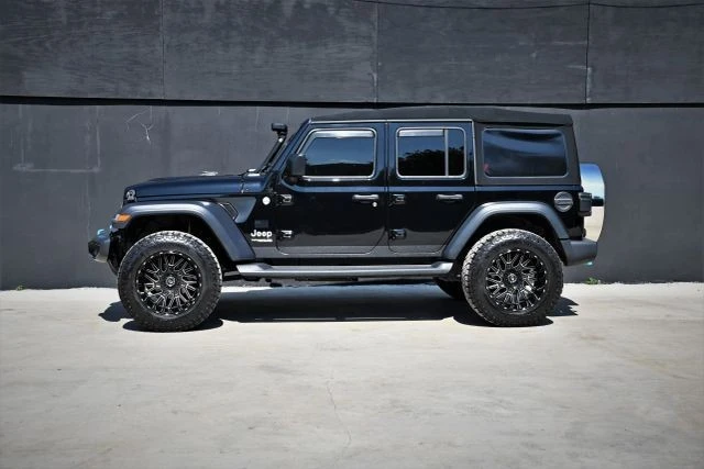 2020 Jeep JL Wrangler - Image 10 of 31