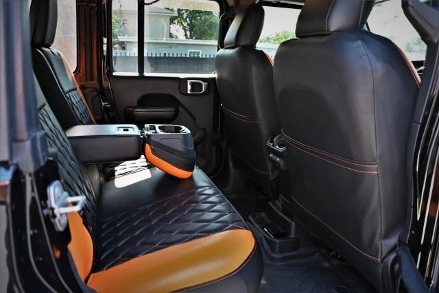 2020 Jeep JL Wrangler - Image 29 of 31