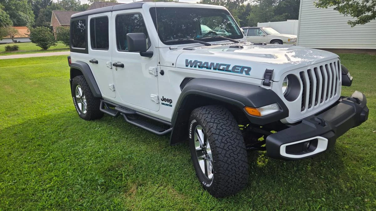 2020 Jeep JL Wrangler - Image 3 of 10