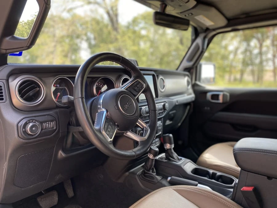 2020 Jeep JL Wrangler - Image 4 of 15