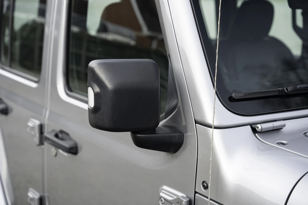 2020 Jeep JL Wrangler - Image 10 of 31
