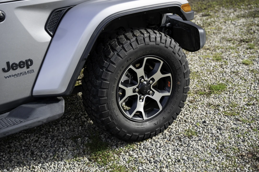 2020 Jeep JL Wrangler - Image 31 of 31