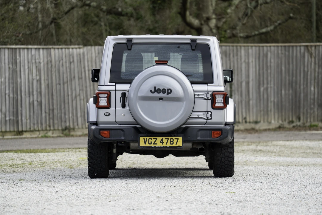 2020 Jeep JL Wrangler - Image 6 of 31