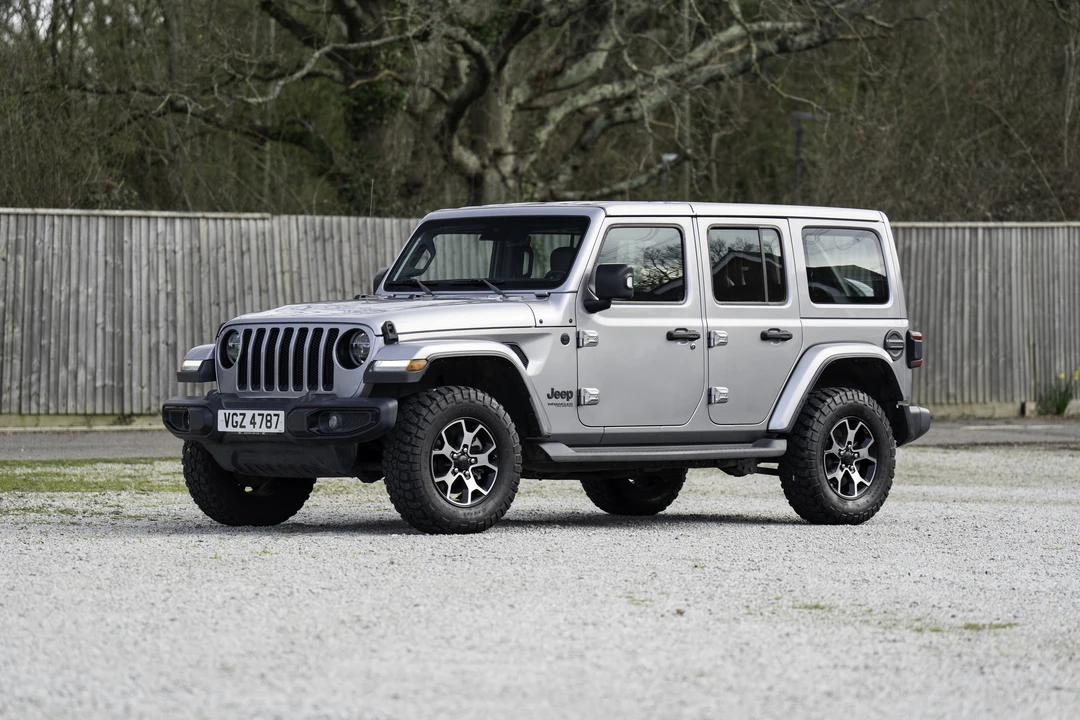 2020 Jeep JL Wrangler - Image 3 of 31