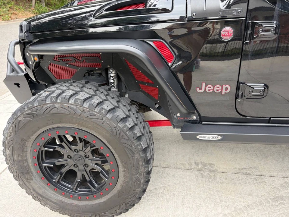 2020 Jeep JL Wrangler - Image 5 of 17