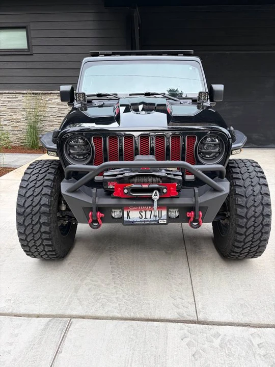 2020 Jeep JL Wrangler - Image 2 of 17