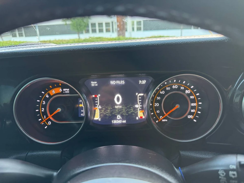 2020 Jeep JL Wrangler - Image 15 of 15