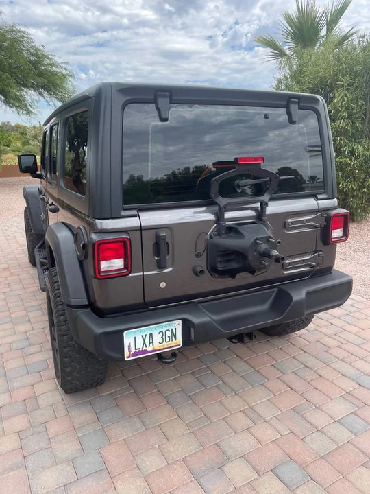2020 Jeep JL Wrangler - Image 2 of 18