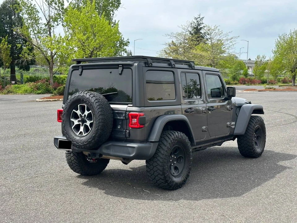 2020 Jeep JL Wrangler - Image 5 of 6