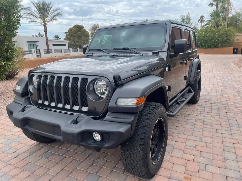 2020 Jeep JL Wrangler - Image 8 of 18