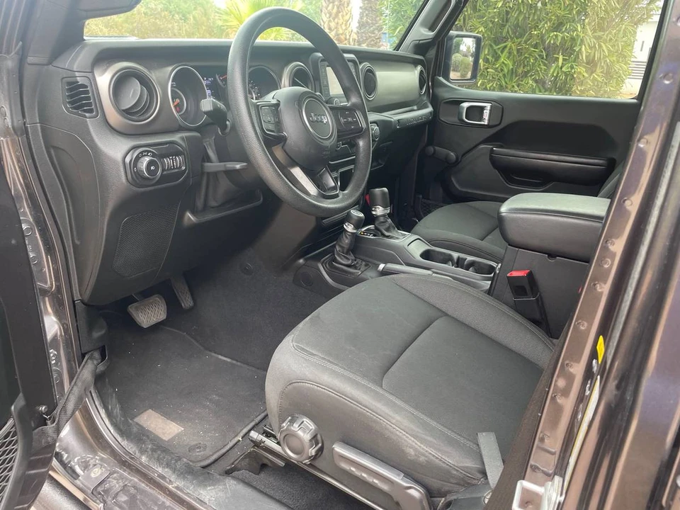 2020 Jeep JL Wrangler - Image 9 of 18