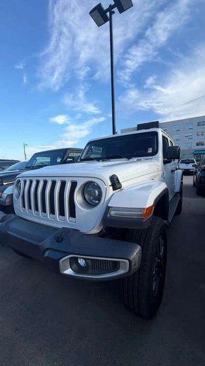 2020 Jeep JL Wrangler - Image 2 of 4