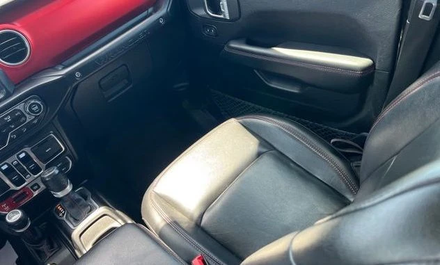 2020 Jeep JL Wrangler - Image 13 of 20