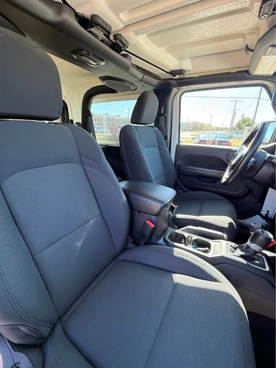 2020 Jeep JL Wrangler - Image 16 of 20