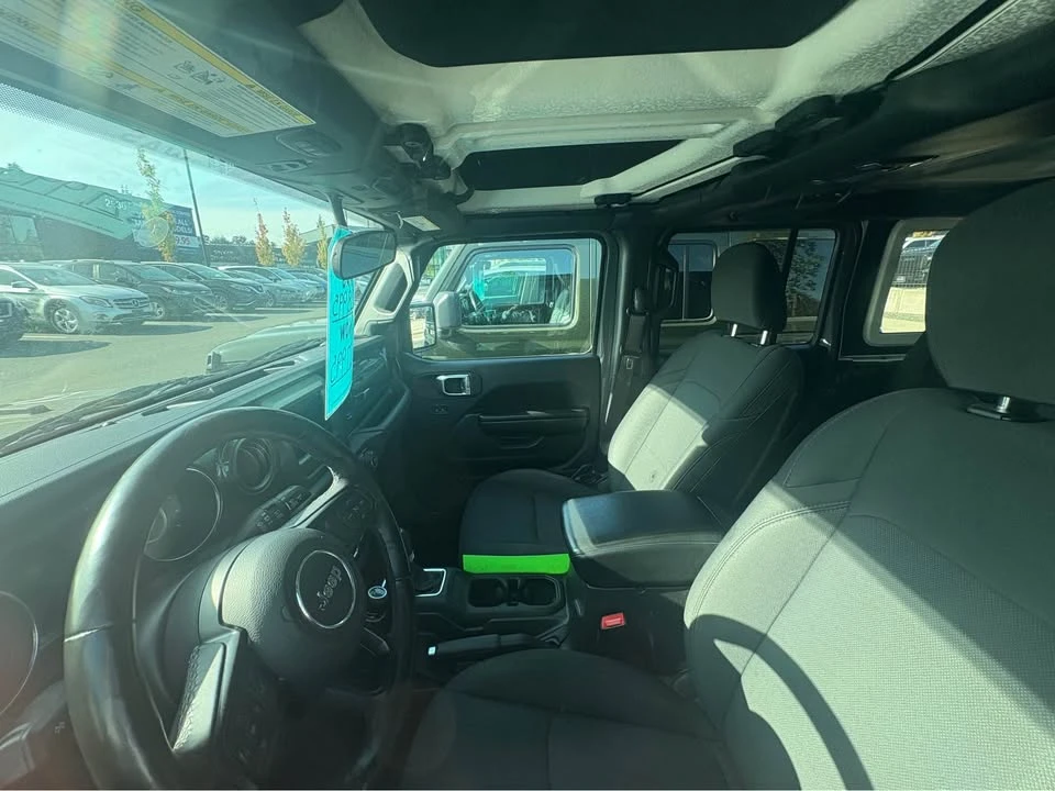 2020 Jeep JL Wrangler - Image 5 of 6
