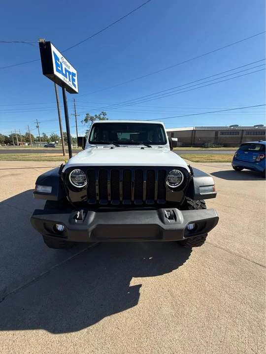 2020 Jeep JL Wrangler - Image 2 of 20