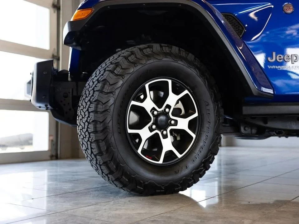 2020 Jeep JL Wrangler - Image 8 of 20