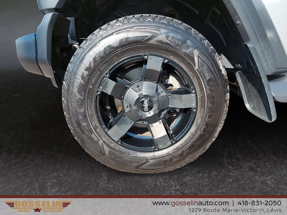 2020 Jeep JL Wrangler - Image 10 of 10