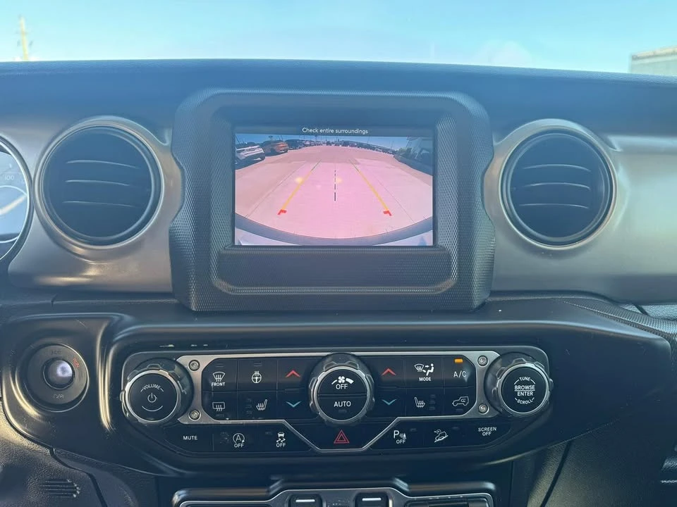 2020 Jeep JL Wrangler - Image 16 of 20