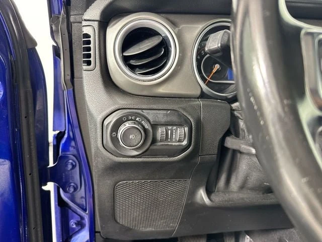2020 Jeep JL Wrangler - Image 13 of 19