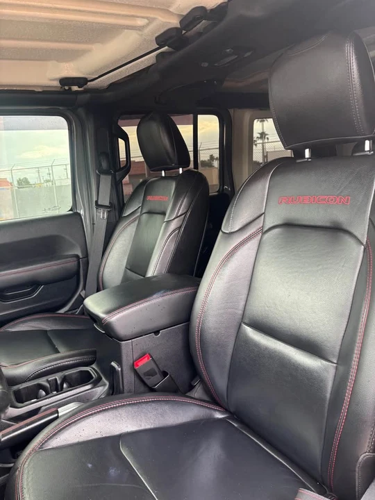 2020 Jeep JL Wrangler - Image 2 of 5