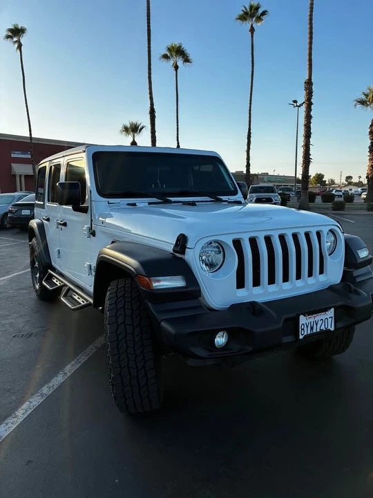 2020 Jeep JL Wrangler - Image 12 of 14