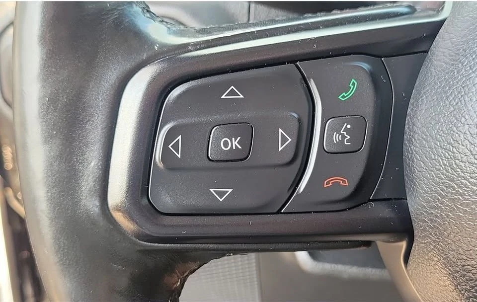 2020 Jeep JL Wrangler - Image 17 of 20