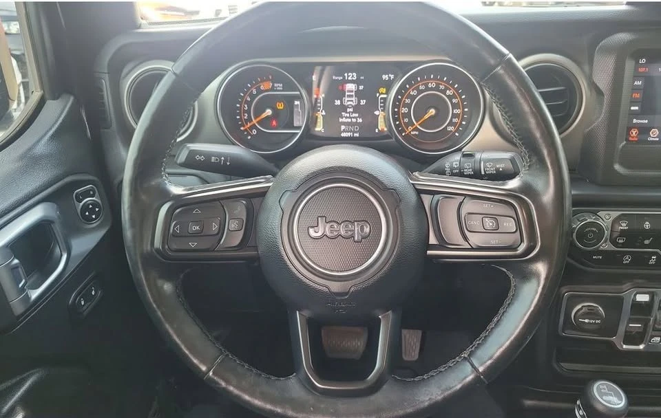 2020 Jeep JL Wrangler - Image 11 of 20