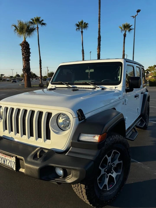 2020 Jeep JL Wrangler - Image 8 of 14