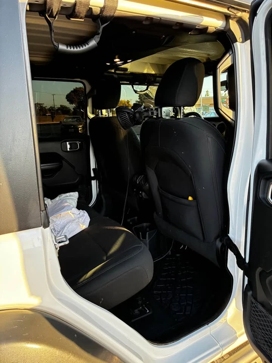 2020 Jeep JL Wrangler - Image 6 of 14