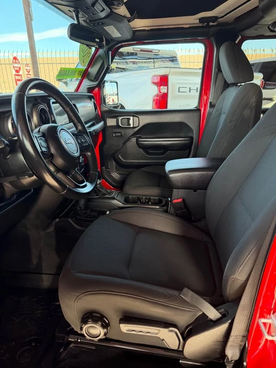 2020 Jeep JL Wrangler - Image 7 of 9