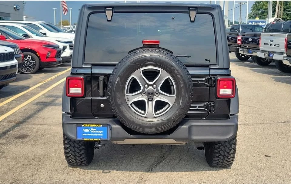 2020 Jeep JL Wrangler - Image 4 of 20
