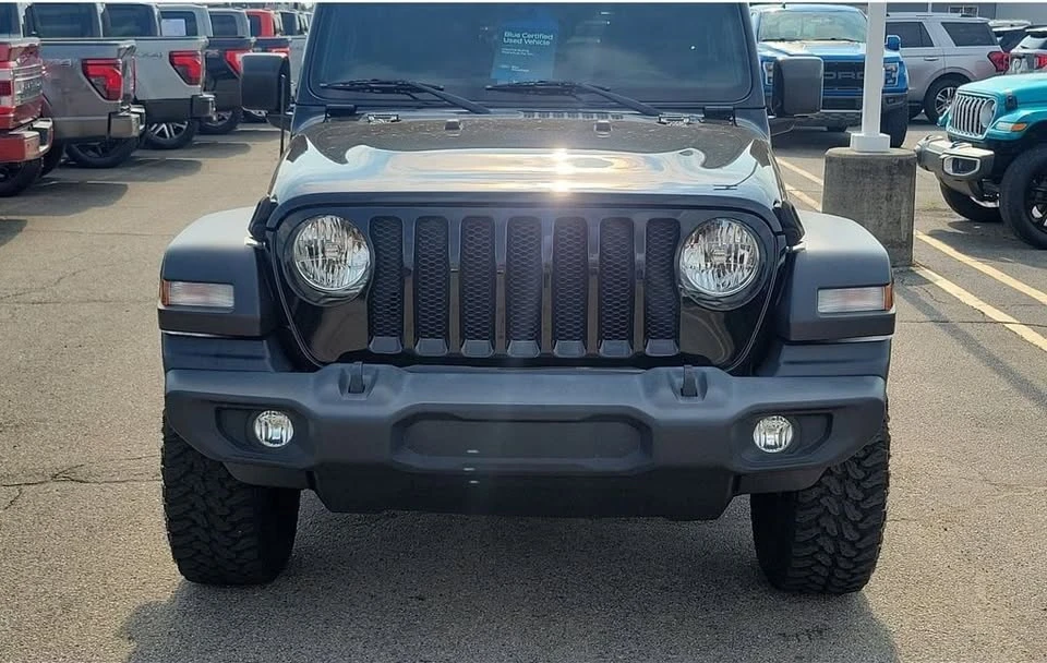 2020 Jeep JL Wrangler - Image 8 of 20
