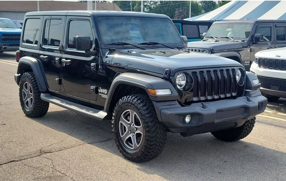 2020 Jeep JL Wrangler - Image 7 of 20