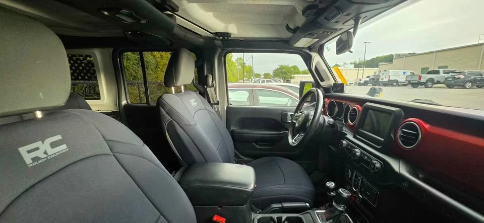 2020 Jeep JL Wrangler - Image 5 of 14