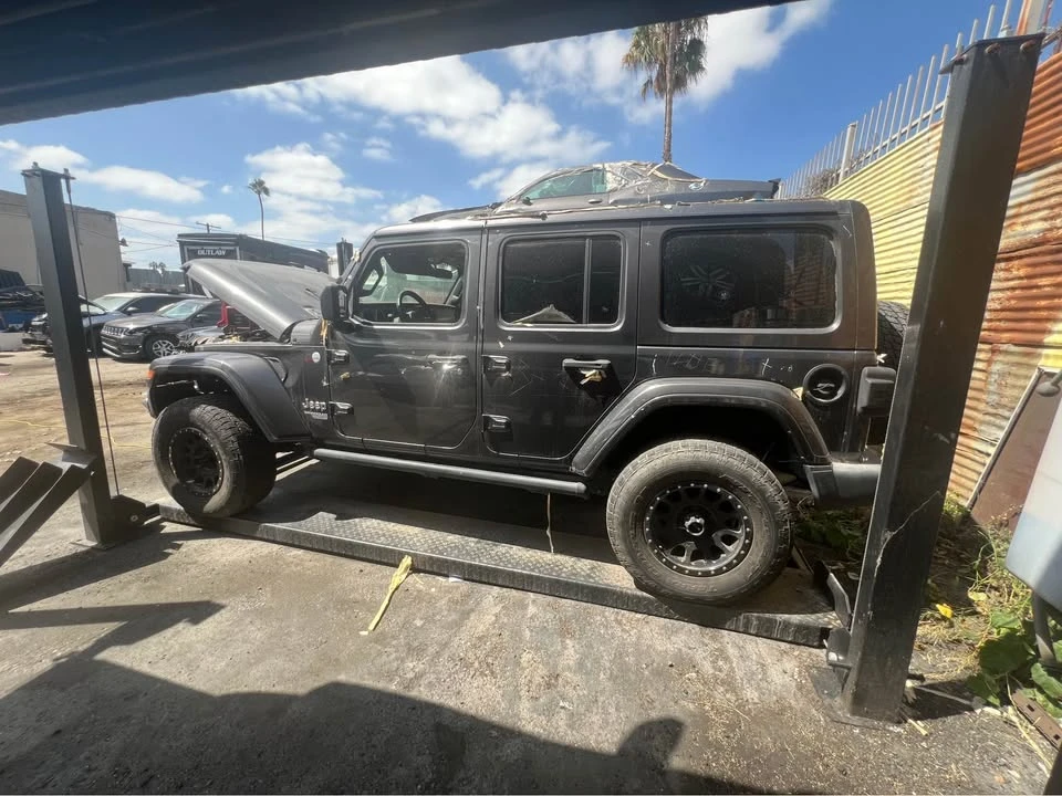 2020 Jeep JL Wrangler - Image 2 of 13
