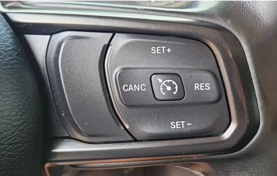 2020 Jeep JL Wrangler - Image 18 of 20