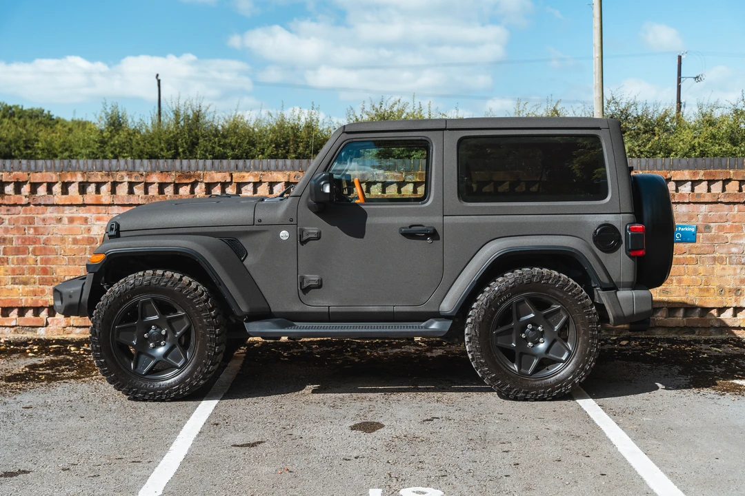 2020 Jeep JL Wrangler - Image 13 of 31