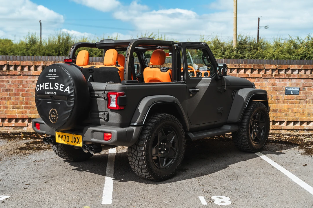 2020 Jeep JL Wrangler - Image 18 of 31